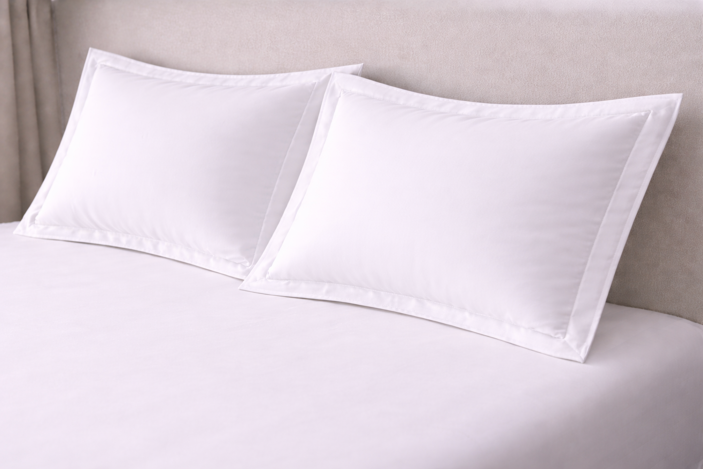 Agha Home Essential Comfort Microfiber Solid Pillowcases